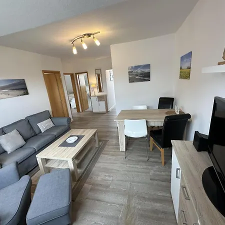 17-2 Apartment